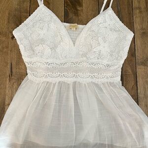 Rebellion White Lace V-Neck Top